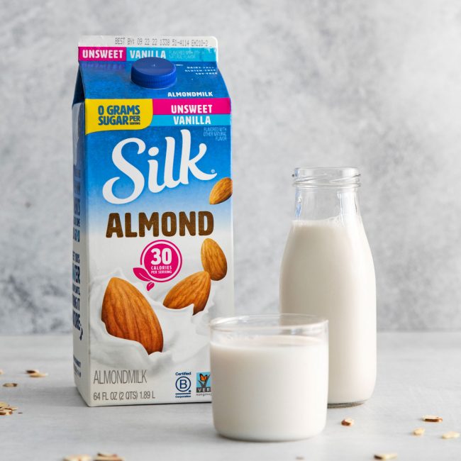 https://www.texanerin.com/content/uploads/2022/09/can-you-froth-almond-milk-image-of-milk-carton-650x650.jpg