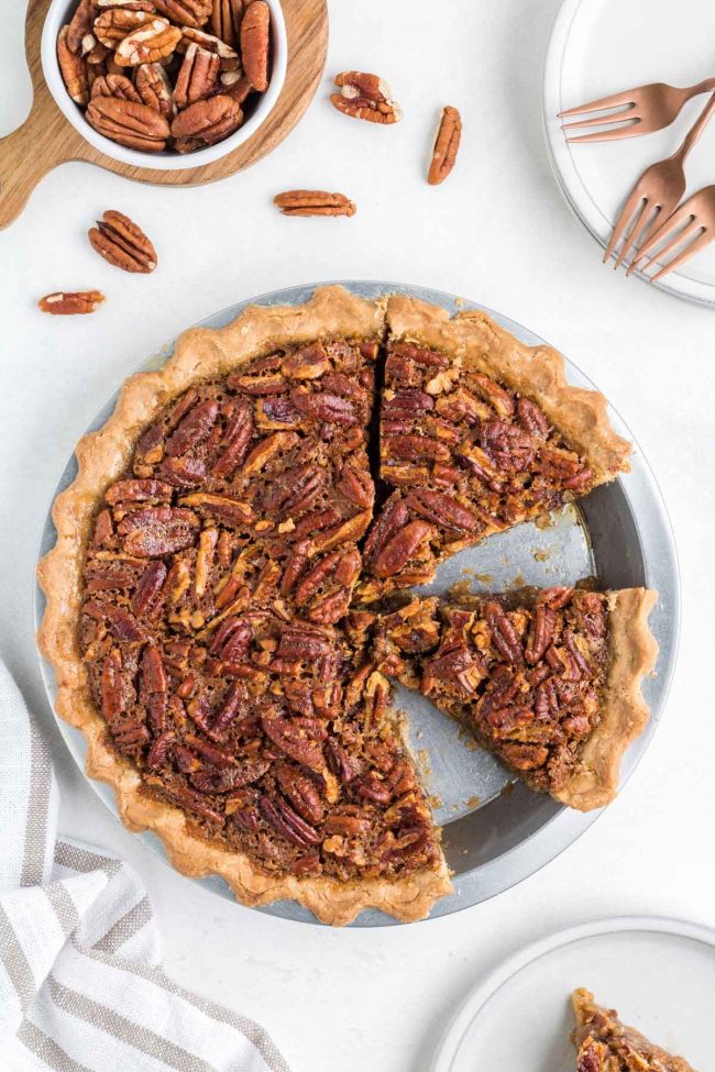 https://www.texanerin.com/content/uploads/2022/10/gluten-free-pecan-pie-picture-650x975.jpg