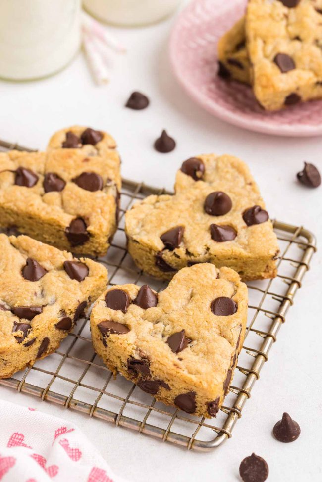 Easy Giant Heart Shaped Chocolate Chip Cookie for Valentine's Day