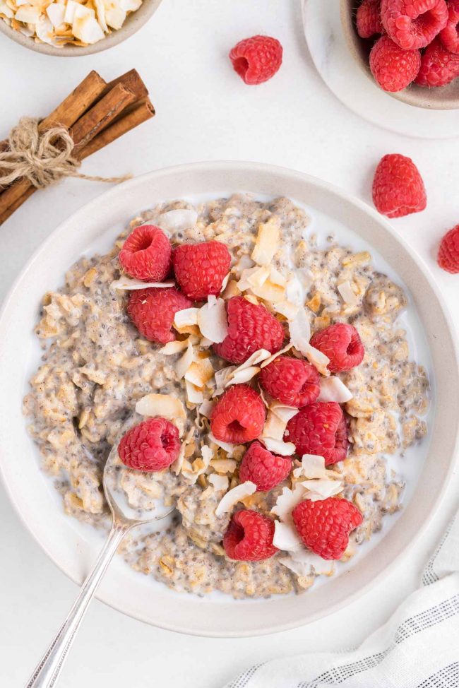 Single-Serve Recipe for Thermos Oatmeal made with Chia Seeds